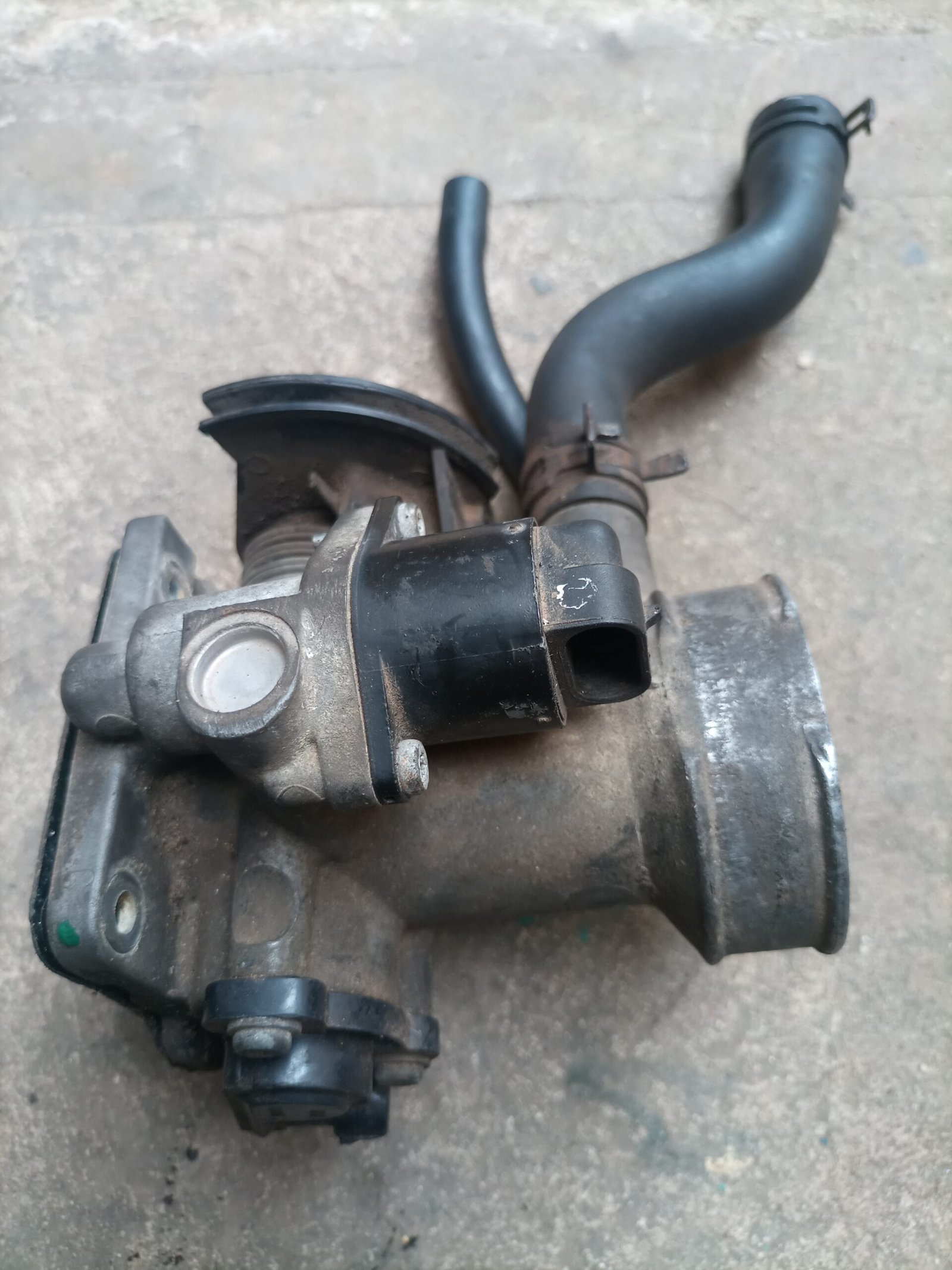 1773856877135808928762912454162 TBI linha GM com sensor e atuador - Imagem 1